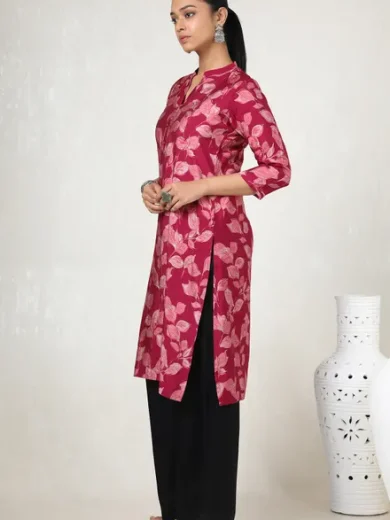 Fuchsia Muslin Floral Print Kurta - Image 4